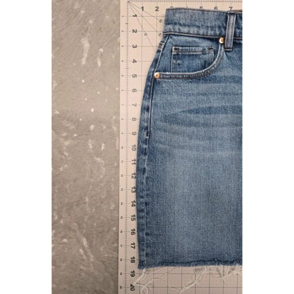 Evereve Blue Medium Wash Denim Skirt Womens 28 - Picture 4 of 9